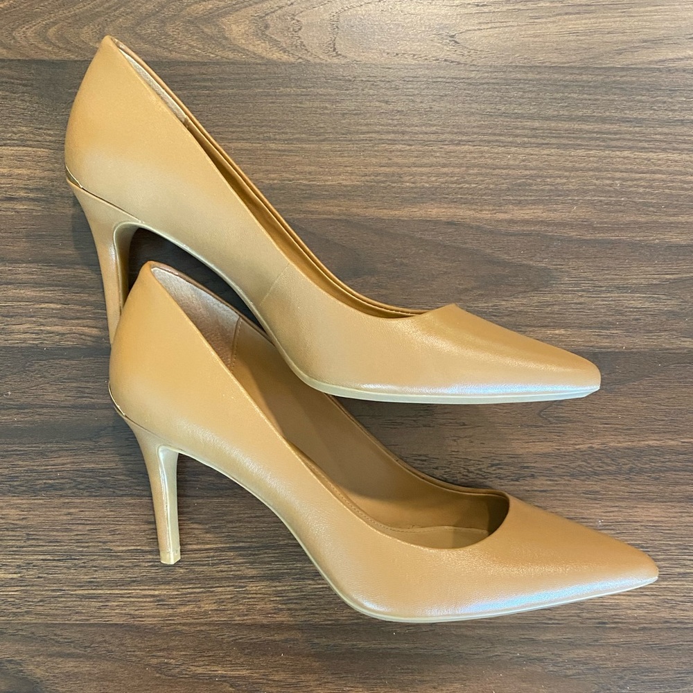 Calvin Klein Tan Pumps